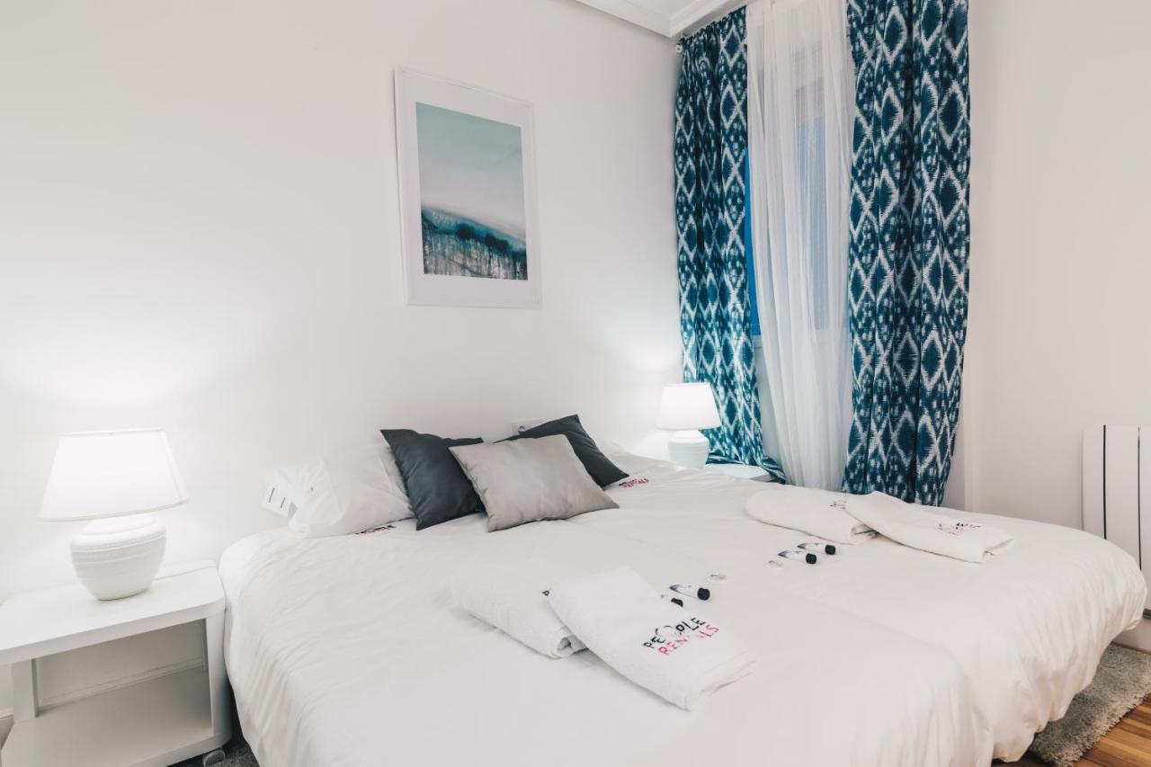 Garai Apartment By People Rentals Bilbao Exteriör bild